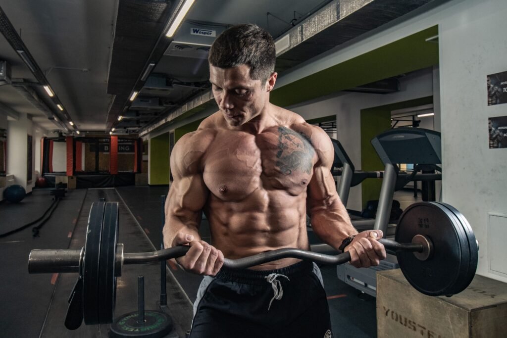 Infographic outlining progressive overload principles for muscle fitness