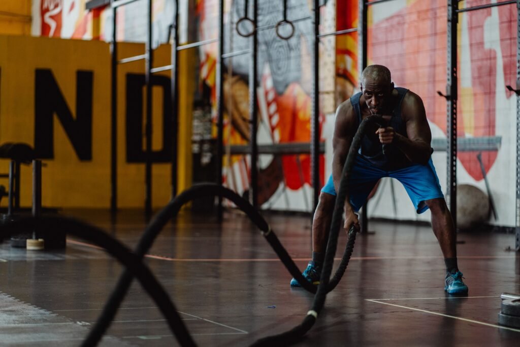 Graphique de la courbe force-vitesse appliquée au fitness musculaire et à la performance athlétique. 