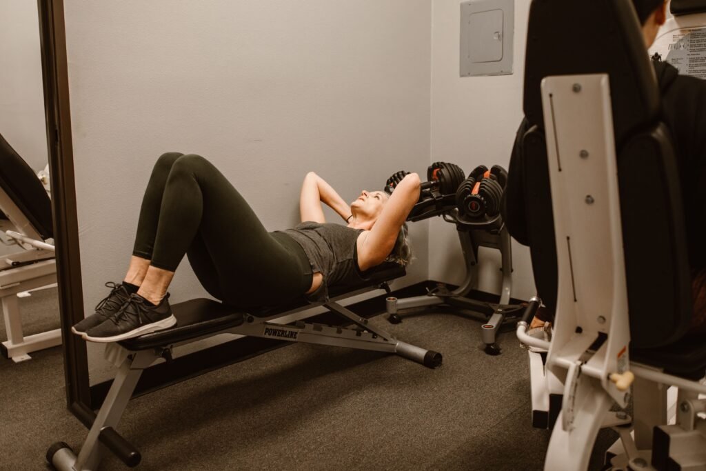 Lunges for improving fitness and supporting fat loss 