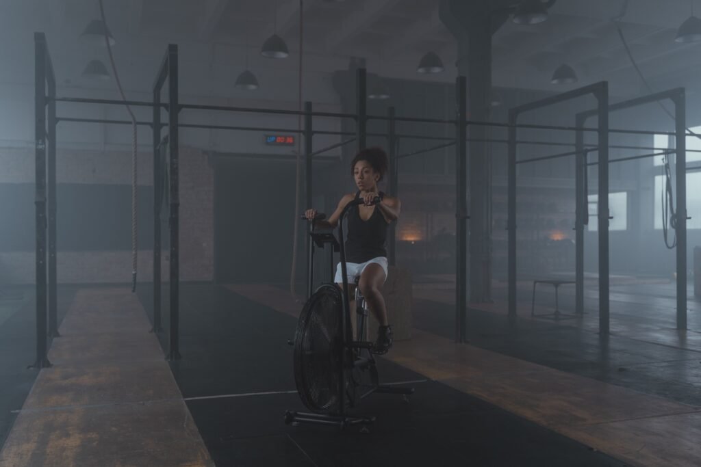 Hybrid training workout combining strength and endurance 