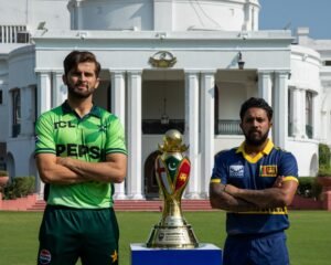 Pakistan and Sri Lanka captains with the Tri-Series Trophy ahead of the 2026 final in Lahore